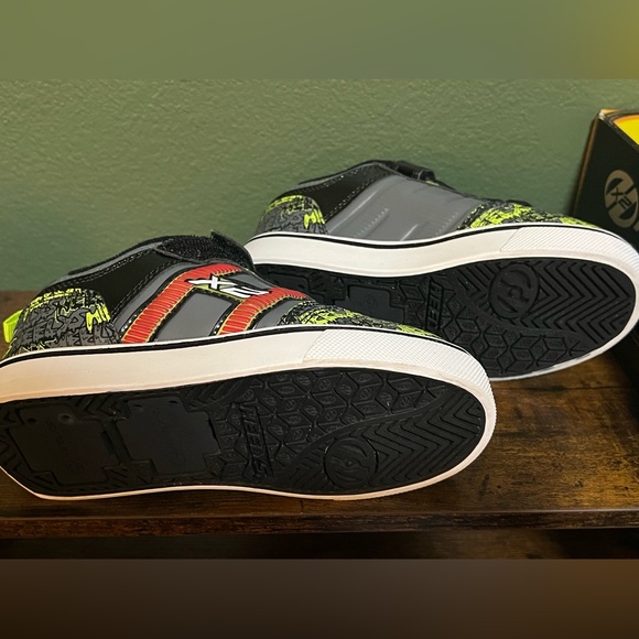 Heelys Bolt Plus X2 - Picture 3 of 4